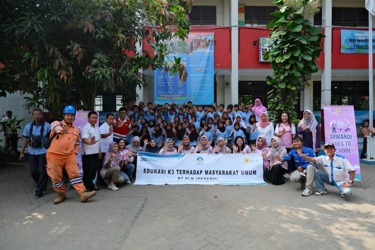 Srikandi PLN UIT JBB Tutup Roadshow Program Goes To School, Siswa SDN 5 Cipete Diberi Ilmu Kelistrikan
