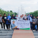 KAHMI FOUNDATION ZIARAH KE MAKAM DR.NURKHOLIS MADJID